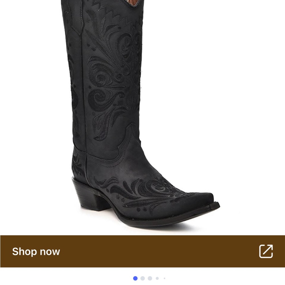 Black Embroidered Women's Cowboy Boots